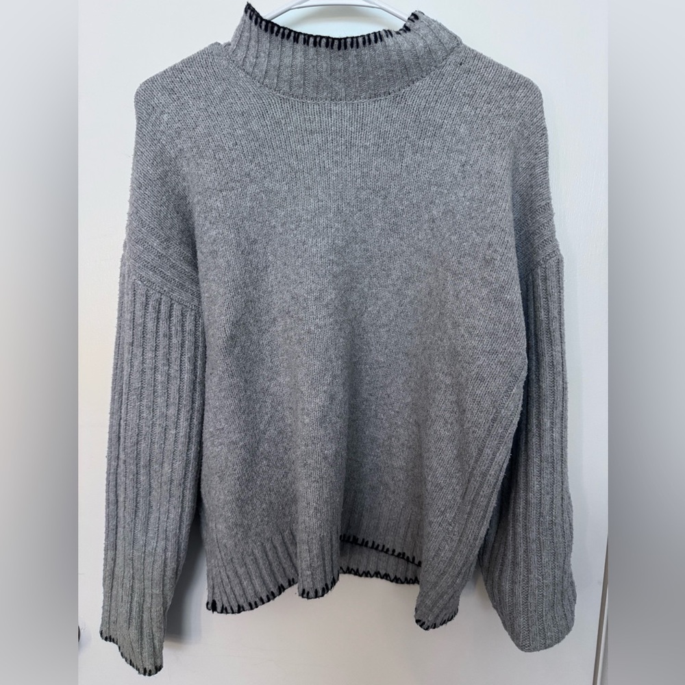 Joie Heather Gray Crew Neck Sweater